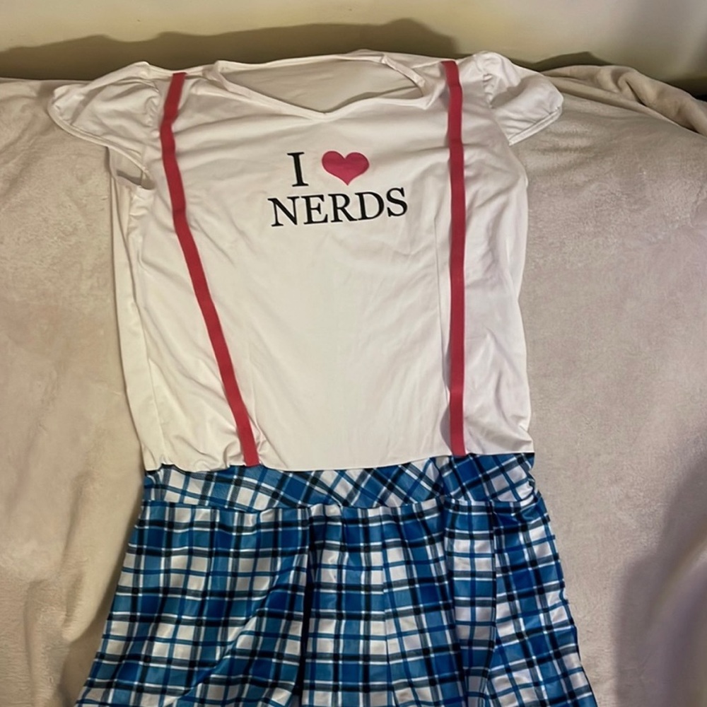 Sexy “I Love Nerds” costume